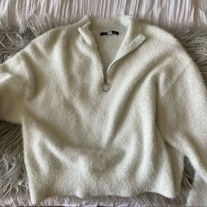 Kendall+Kylie sweater